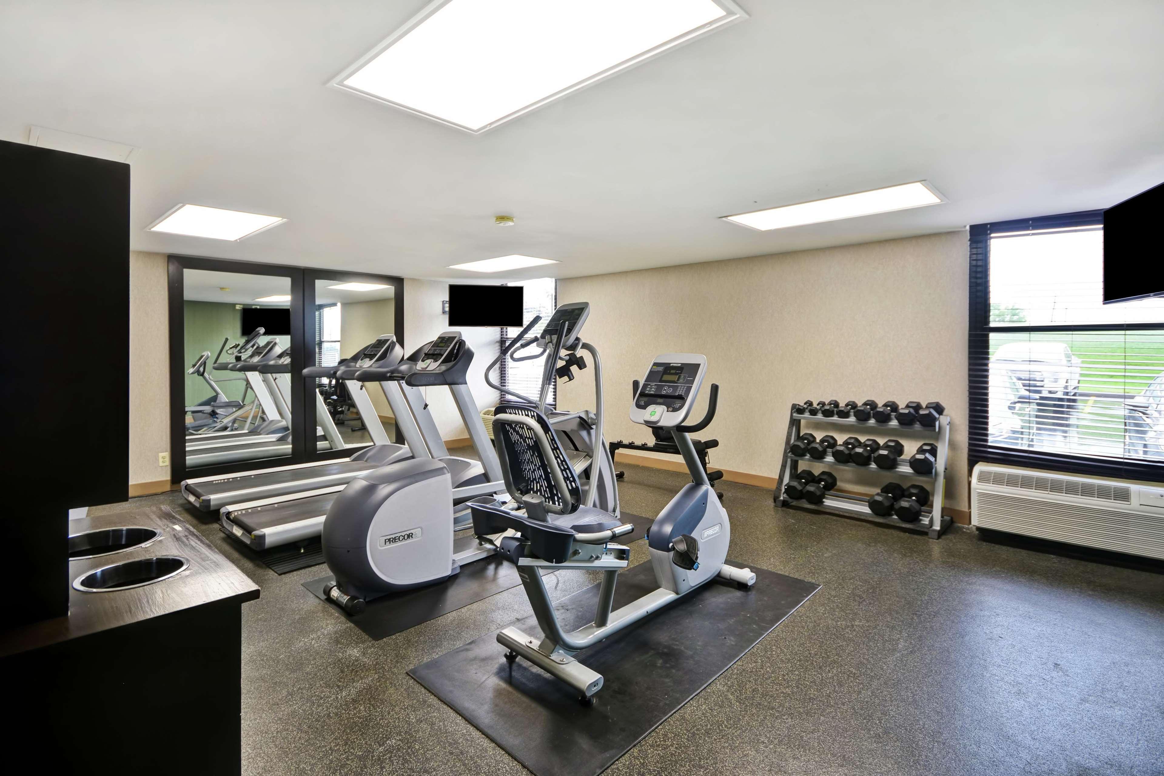 Hampton Inn Detroit Madison Heights South Troy Экстерьер фото