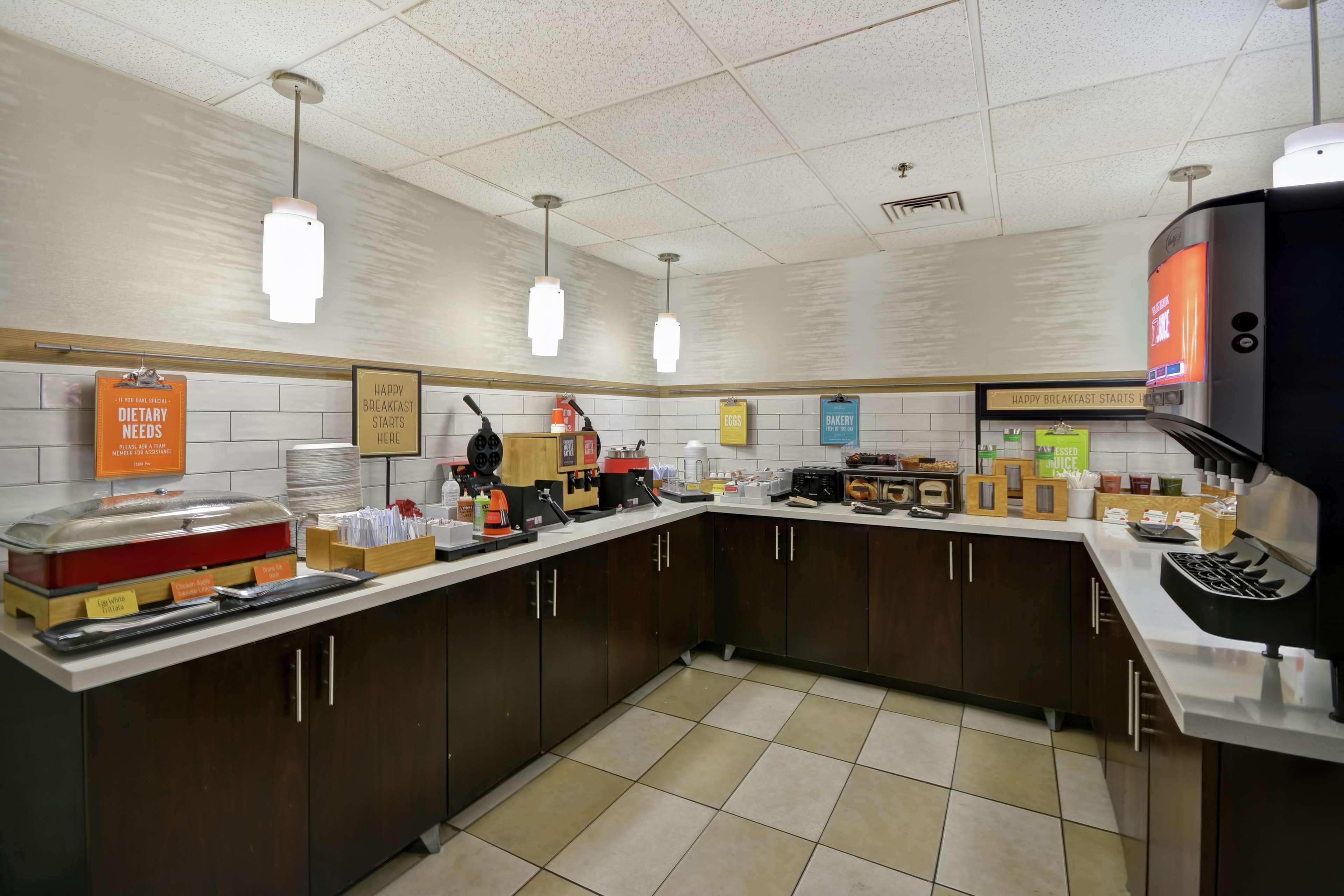 Hampton Inn Detroit Madison Heights South Troy Экстерьер фото