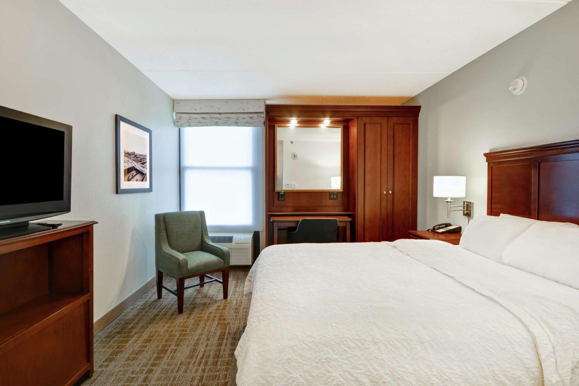 Hampton Inn Detroit Madison Heights South Troy Экстерьер фото