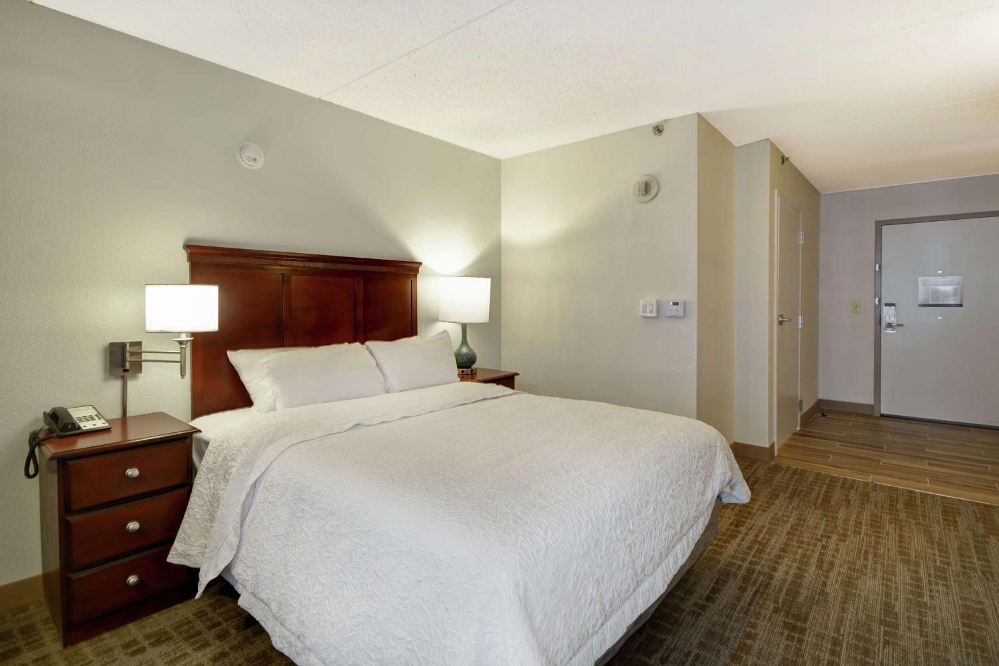 Hampton Inn Detroit Madison Heights South Troy Экстерьер фото