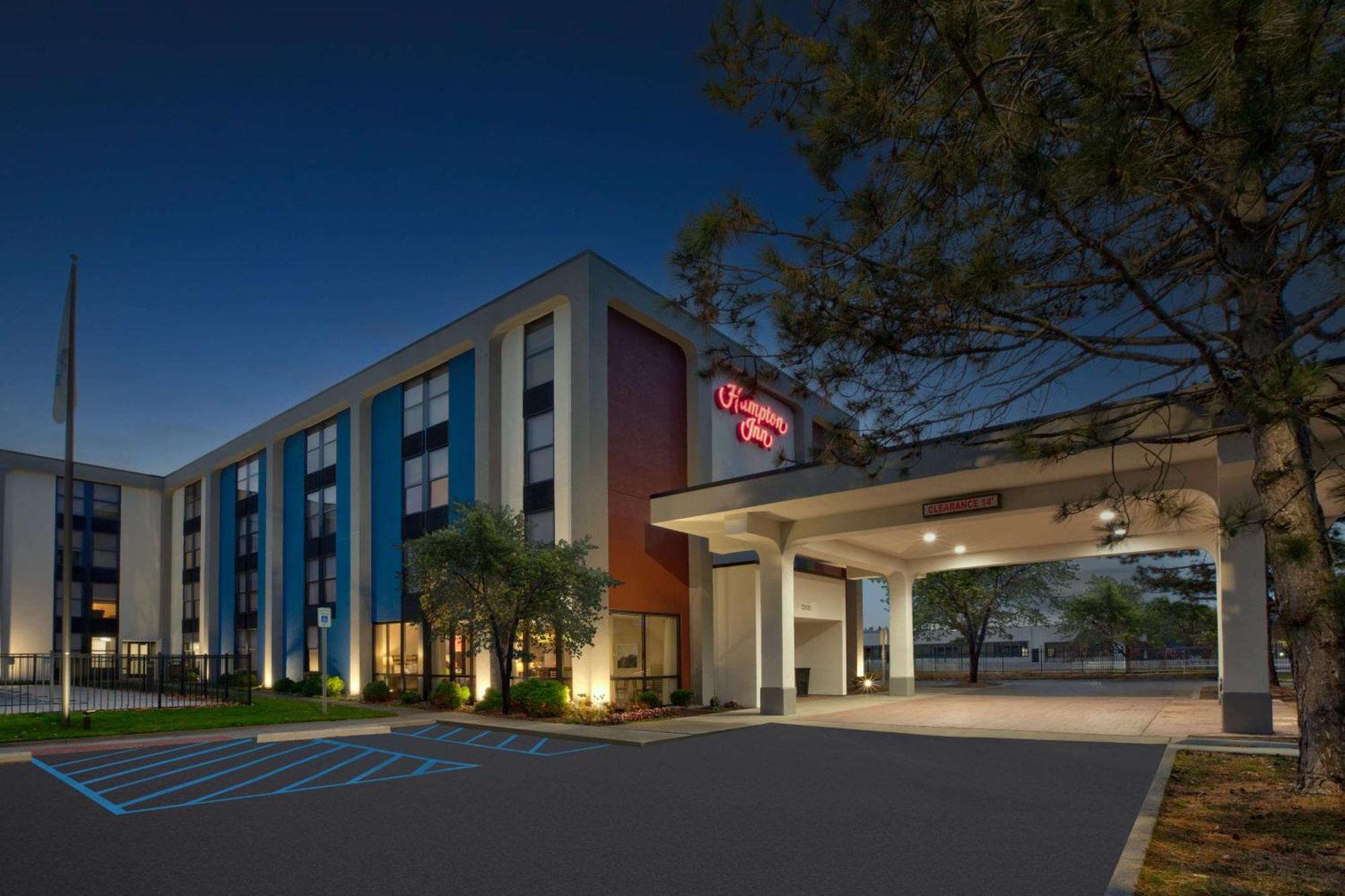 Hampton Inn Detroit Madison Heights South Troy Экстерьер фото