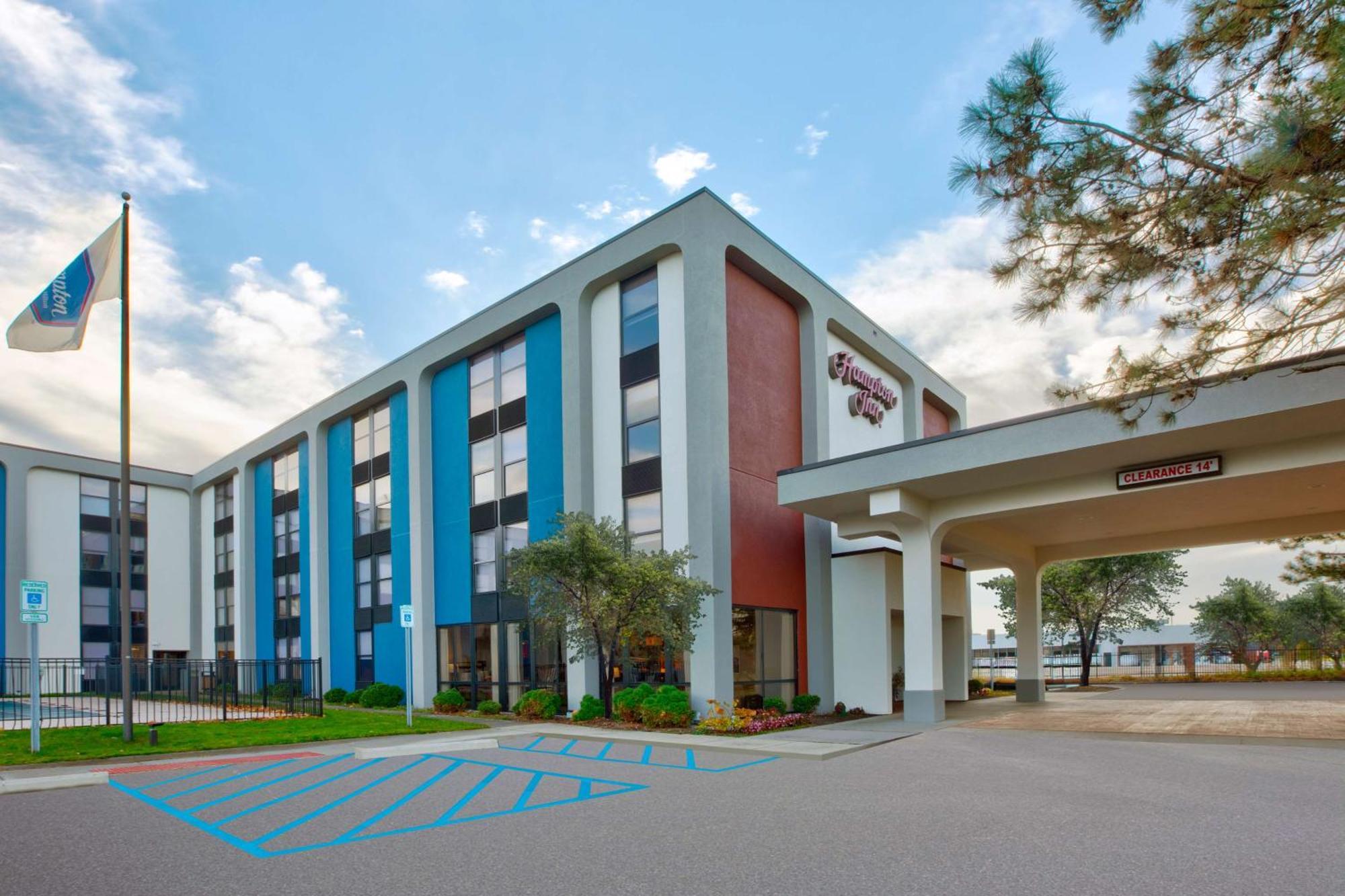 Hampton Inn Detroit Madison Heights South Troy Экстерьер фото