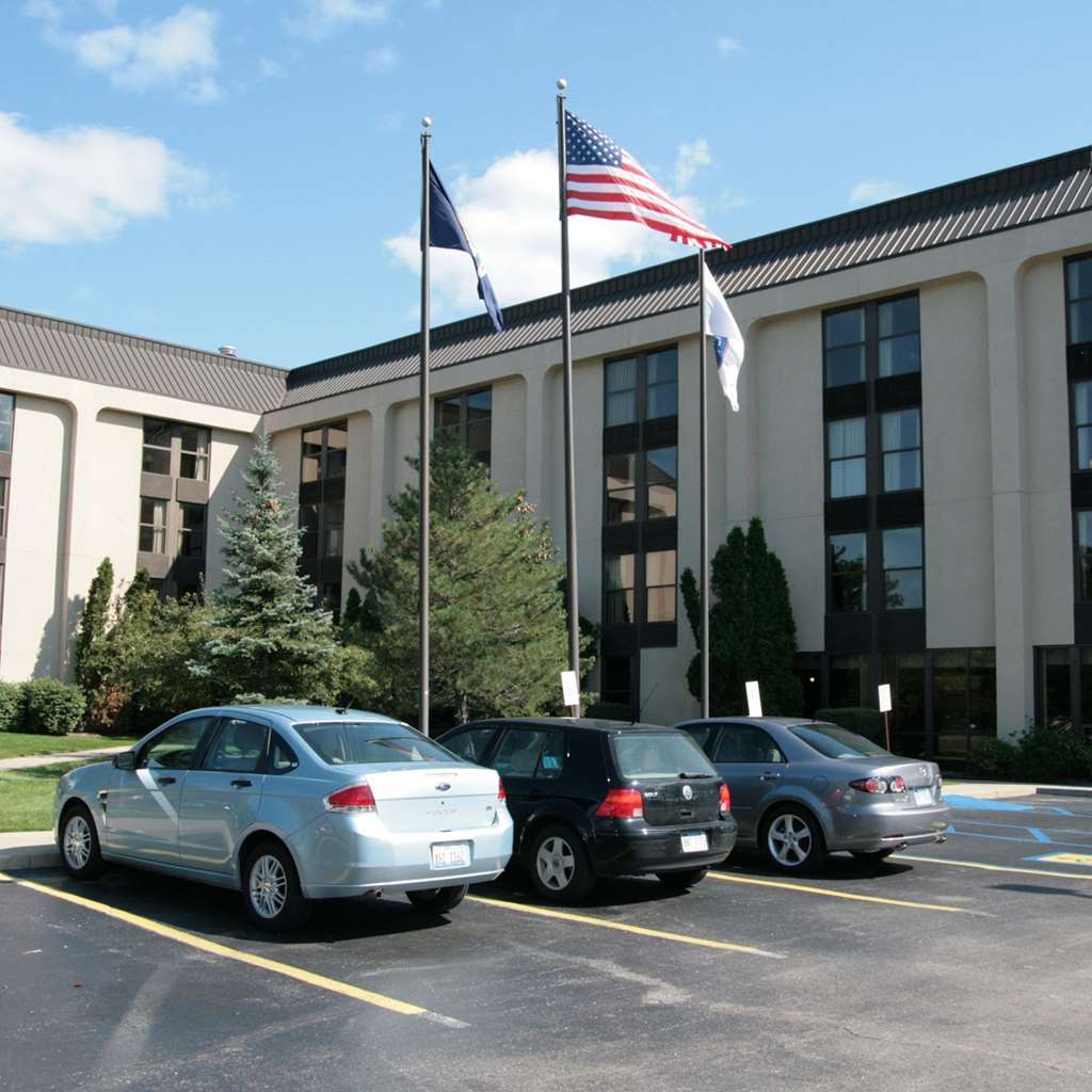 Hampton Inn Detroit Madison Heights South Troy Экстерьер фото