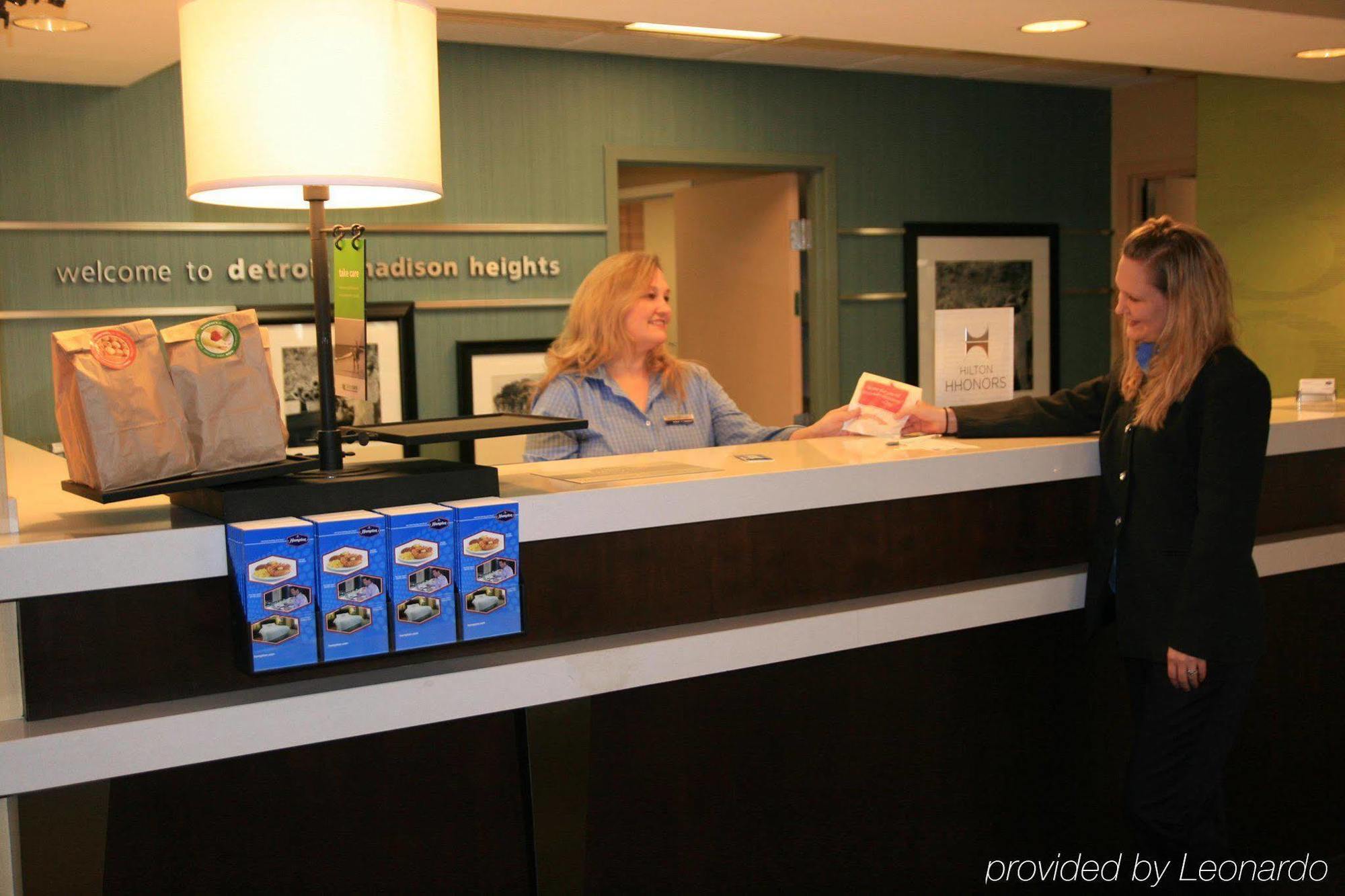 Hampton Inn Detroit Madison Heights South Troy Интерьер фото