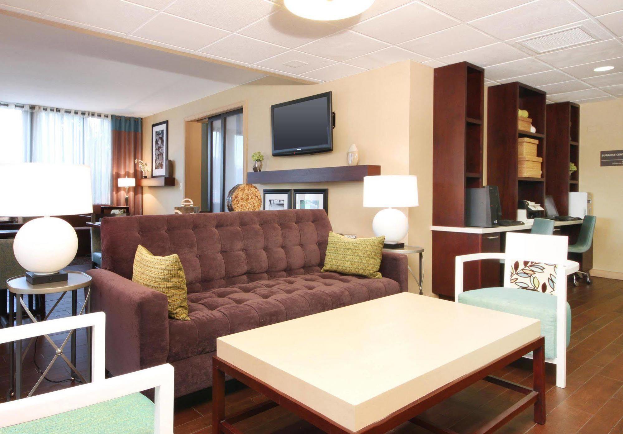 Hampton Inn Detroit Madison Heights South Troy Экстерьер фото